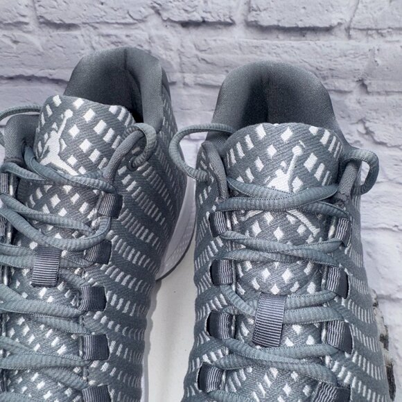 Nike Air Jordan B. Fly Cool Gray 2016 Men Sz 11 High Top Shoes 881444-003 EUC - Picture 5 of 11